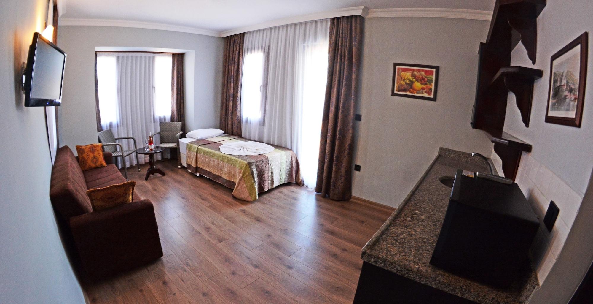 Hisar Holiday Club 올루데니스 외부 사진