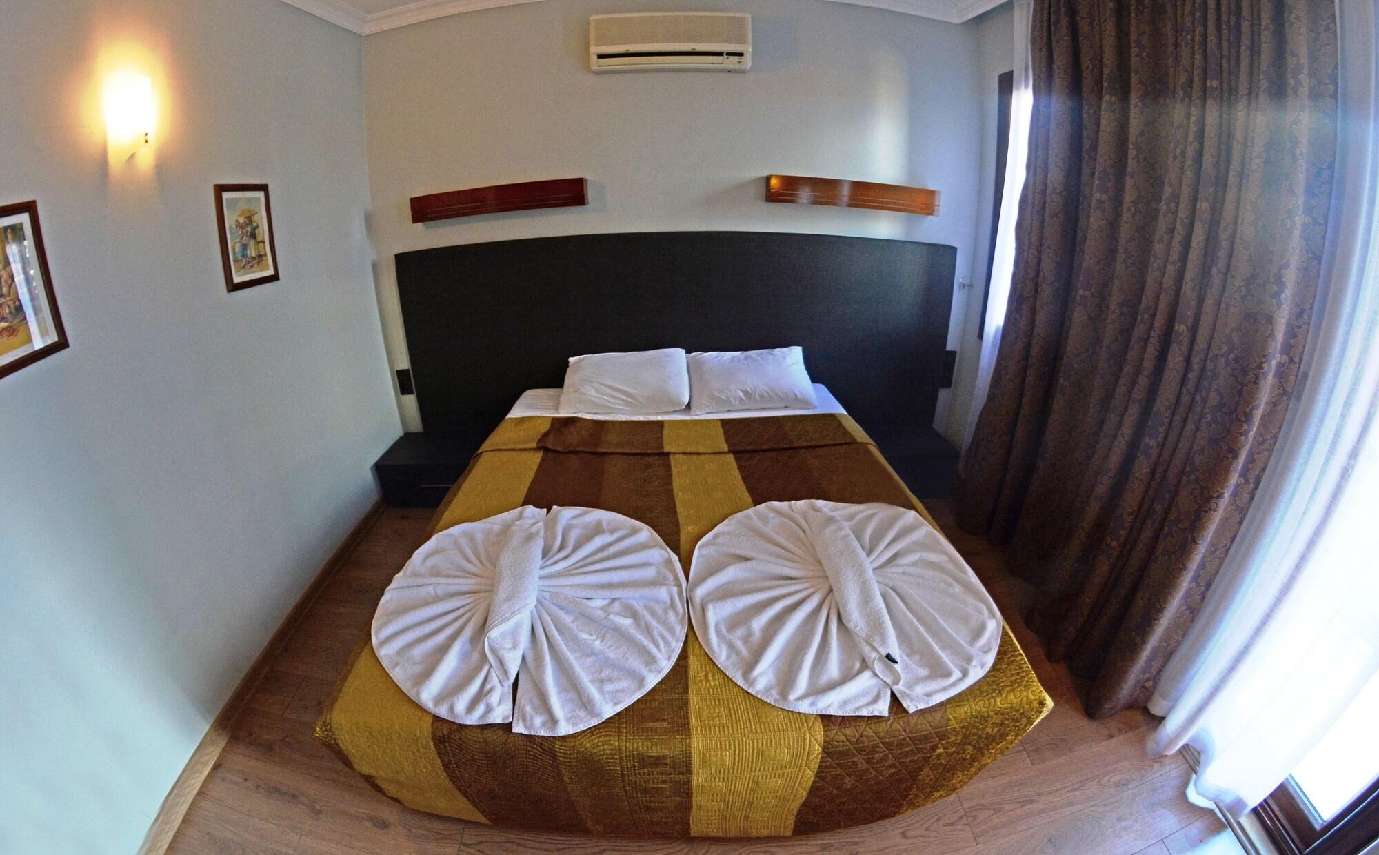 Hisar Holiday Club 올루데니스 외부 사진