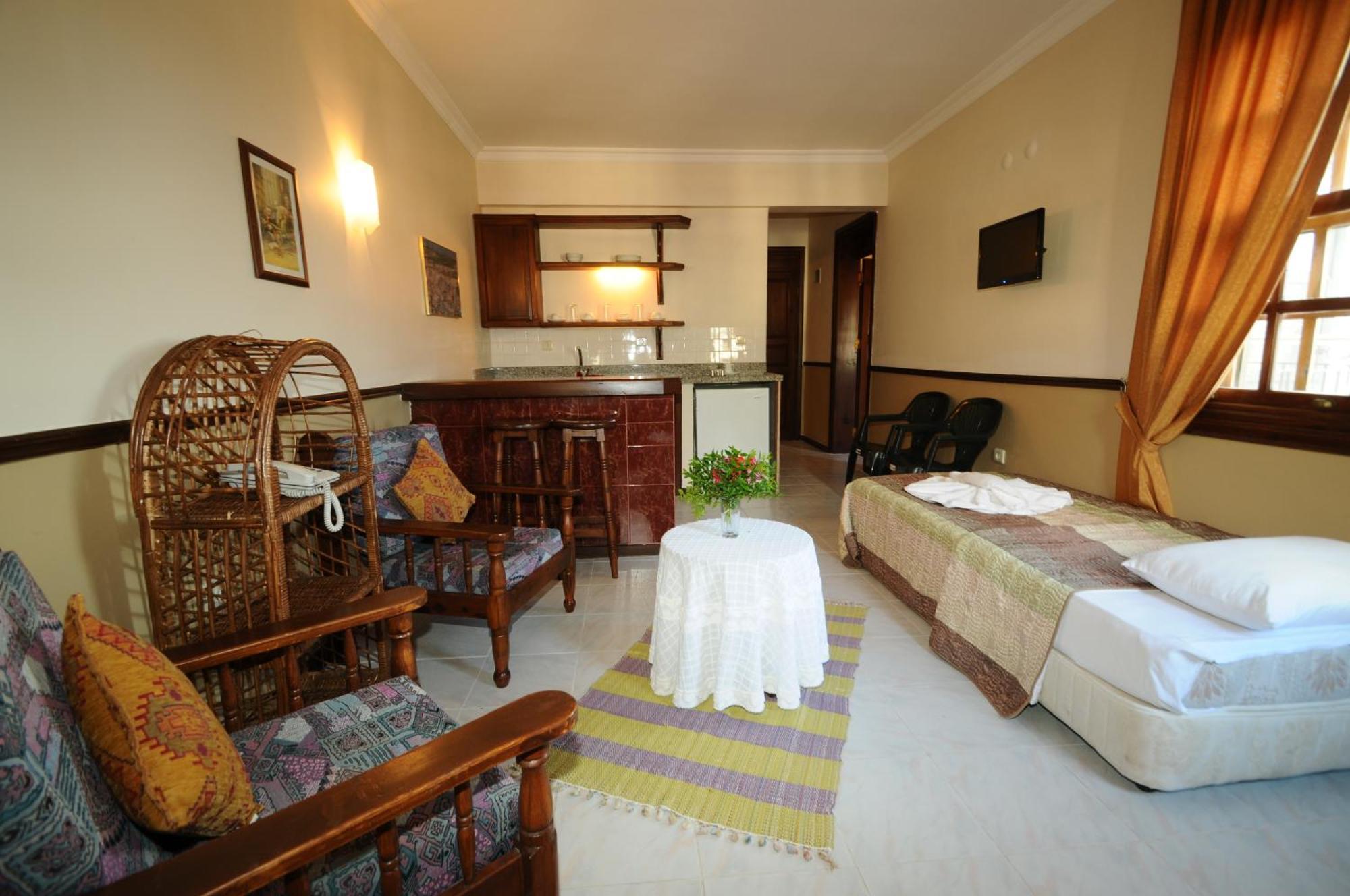 Hisar Holiday Club 올루데니스 외부 사진