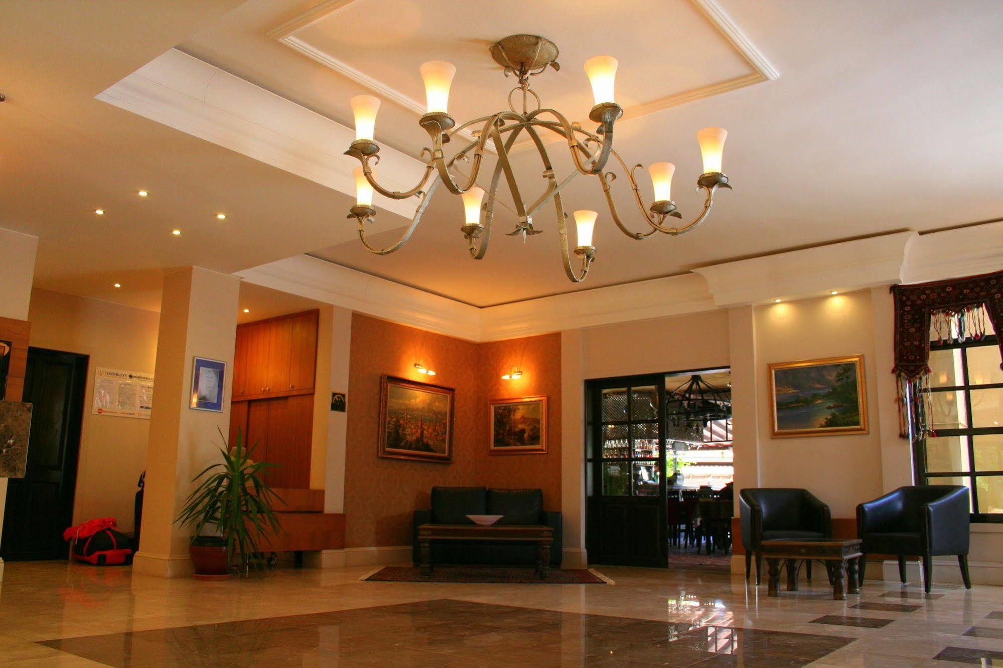 Hisar Holiday Club 올루데니스 외부 사진